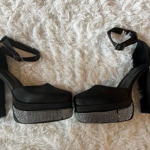 Platform Heel Bedazzled (Gently Used)